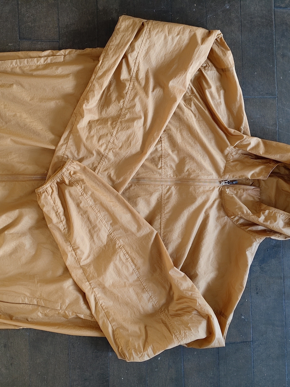 Uniqlo POCKETABLE UV PROTECTION PARKA
